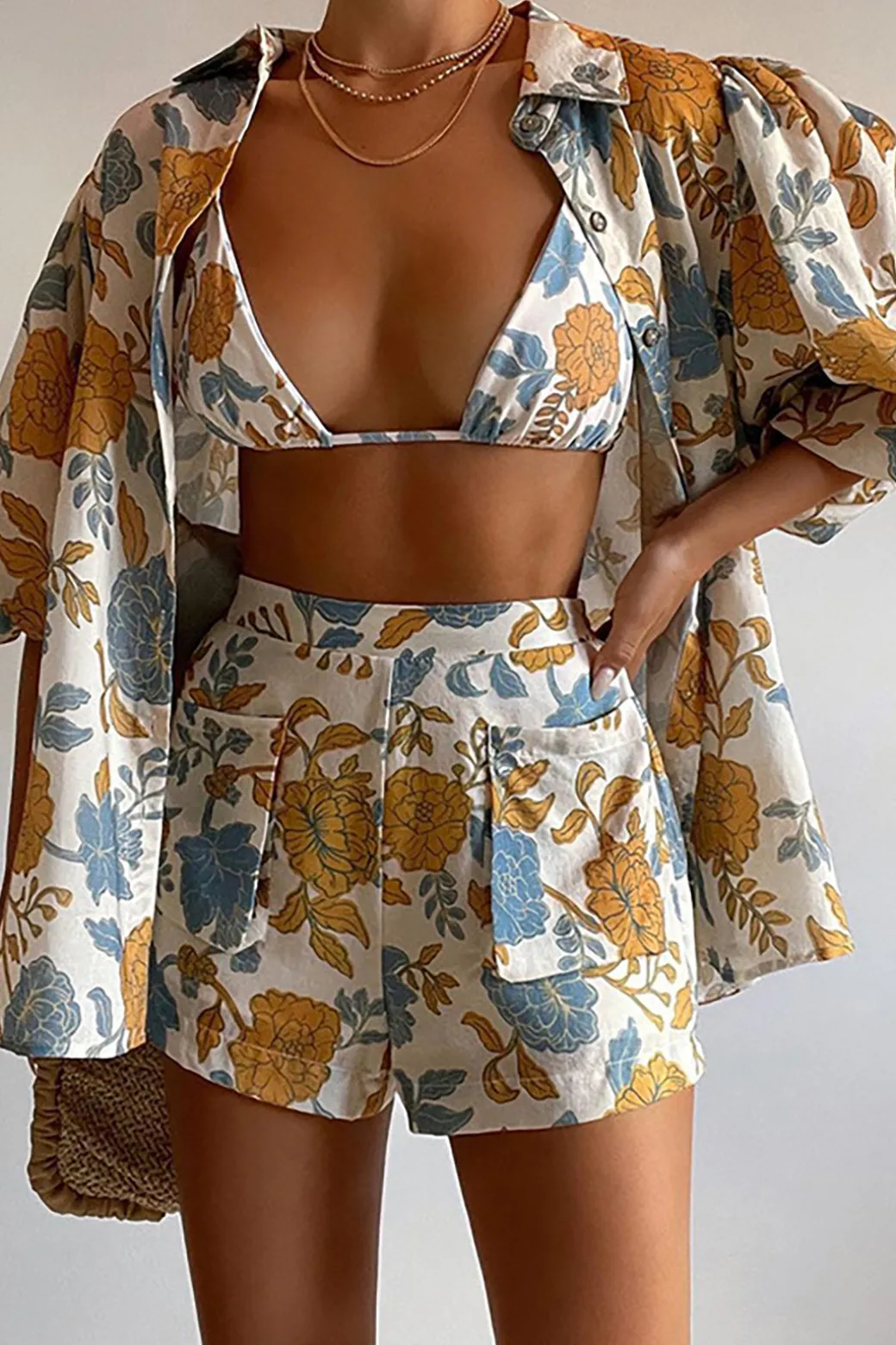 Hot Floral Bra Top And Pocket Shorts And Shirt 3PC Set Short Sets