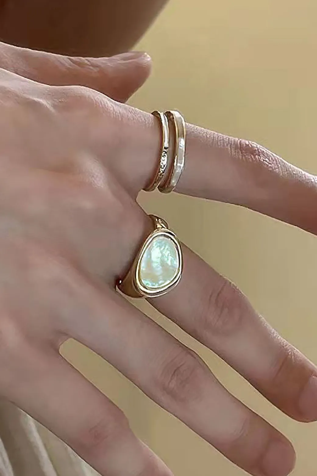 Fashion Pearl-Embellished Ring Accessories