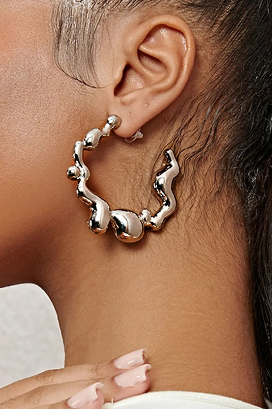 Fashion Wavy Open Hoop Earrings Earrings | Accessories